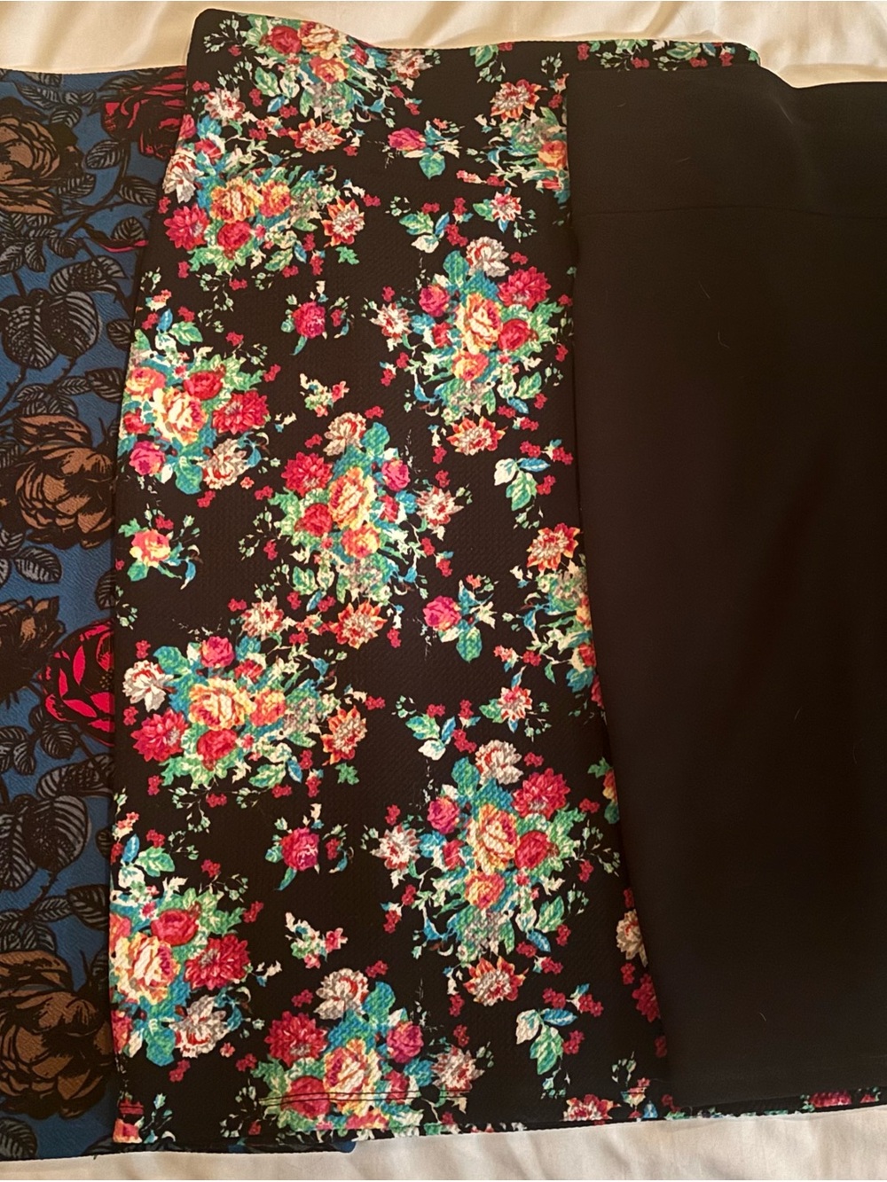 LuLaRoe Cassie Pencil Skirt lot of 3 Unicorn prints